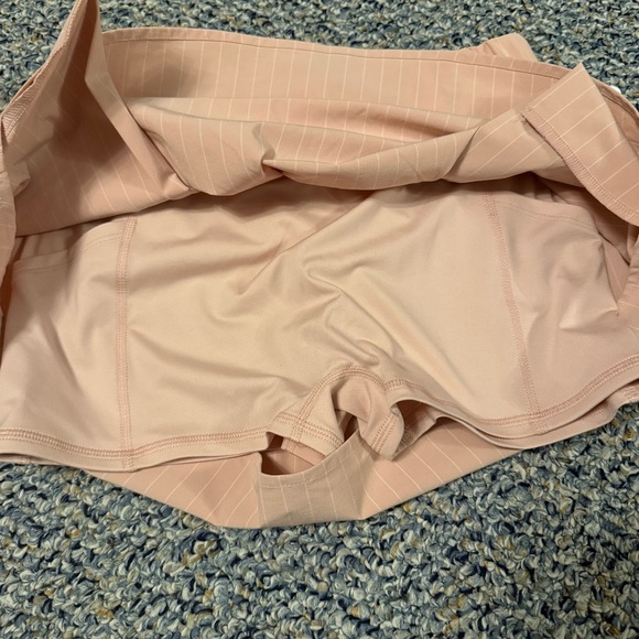 NWT ALO YOGA Pinstripe Daylight Mini Skirt Pink Quartz Ivory - Picture 7 of 9